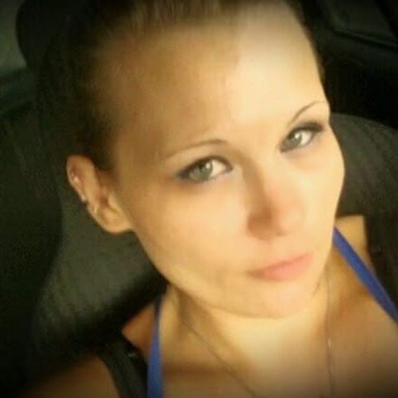 Meet your Posher, Jenni - Picture 1 of 1